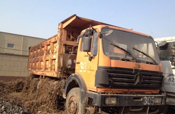 重庆东丽报废车回收,车辆报废回收公司